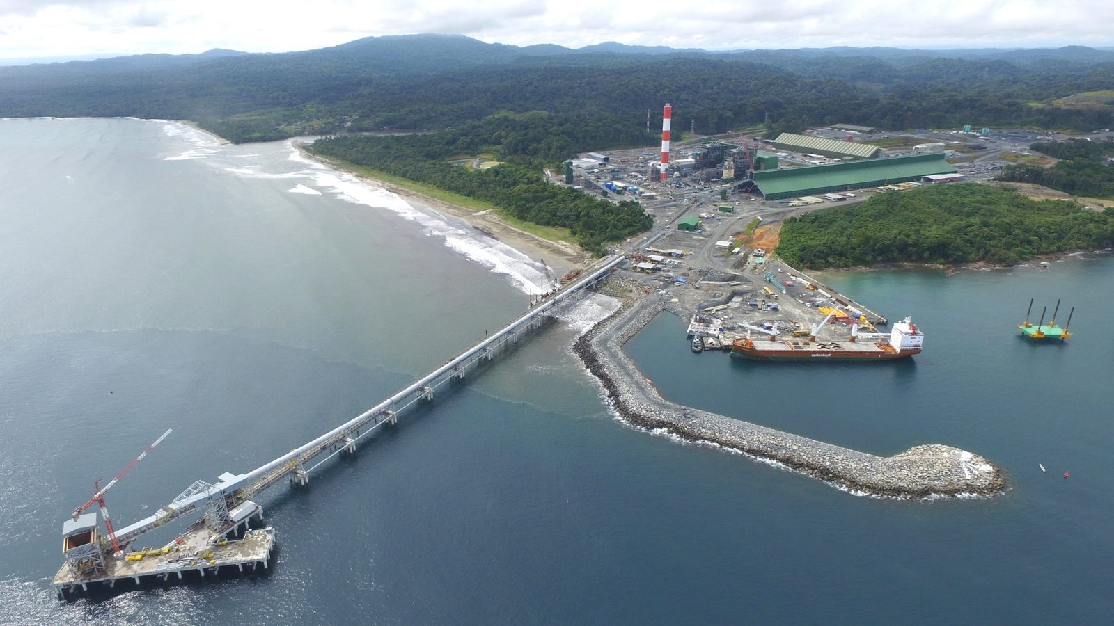 ¡Viene bajando el «chen chen»! Calificadora internacional mejora perspectiva de Cobre Panamá